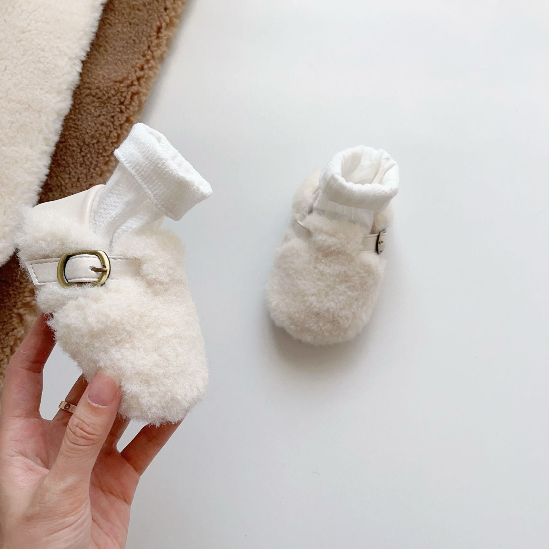Winter Hot Selling Baby Plain Design Solid Color Cozy Fleece Toddler